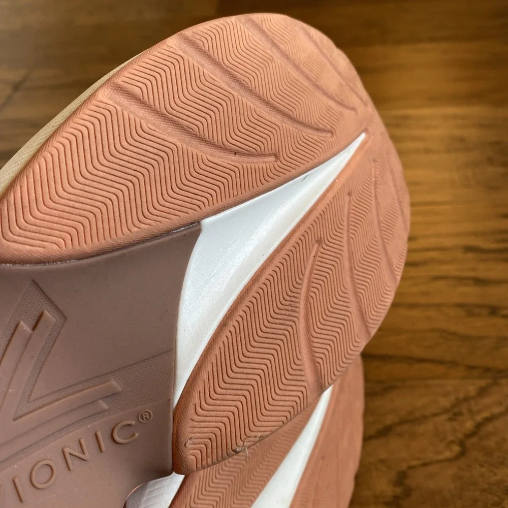 Vionic gabby sneaker